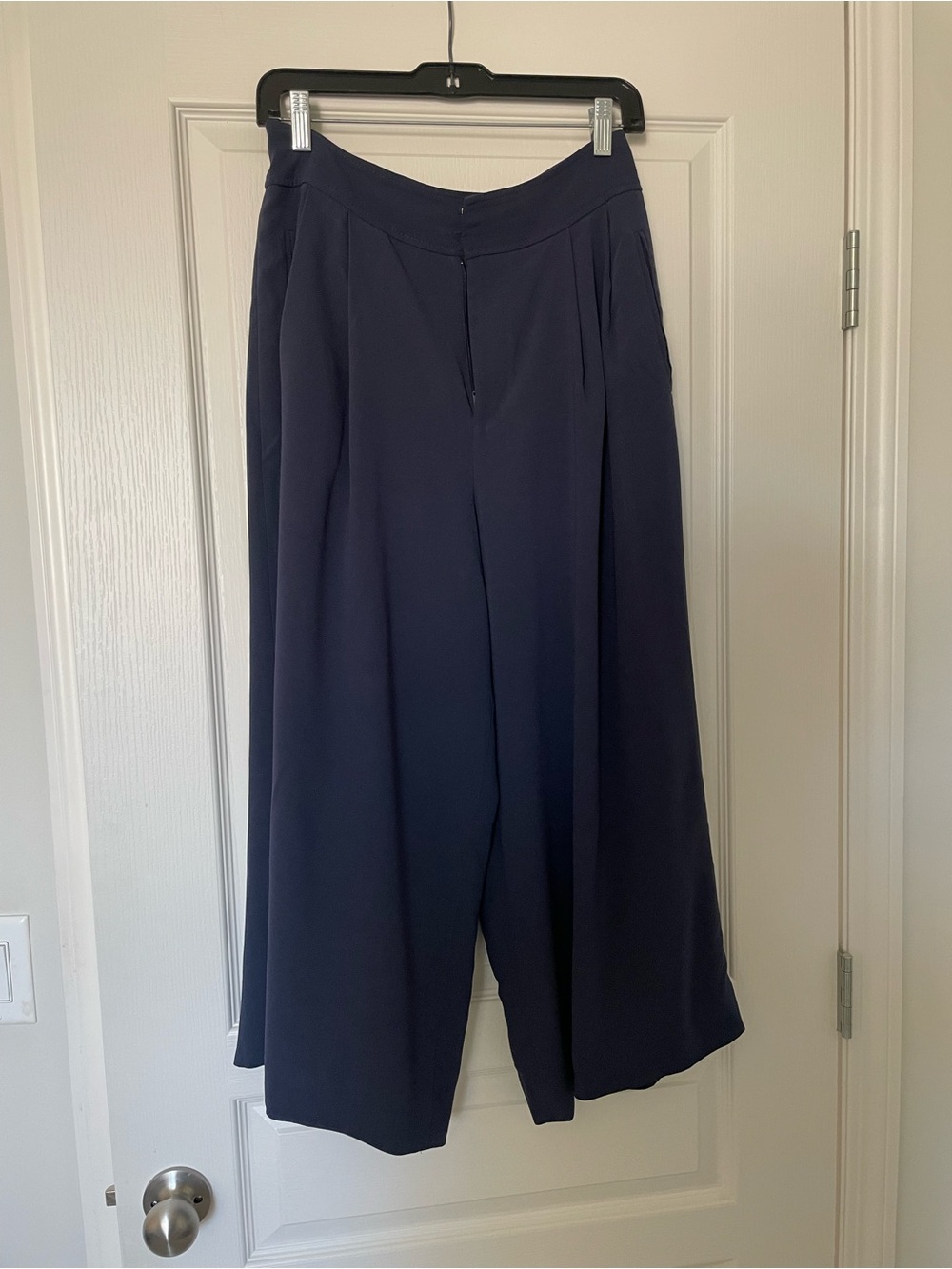 Club Monaco Wide-Leg Navy Culotte Pants